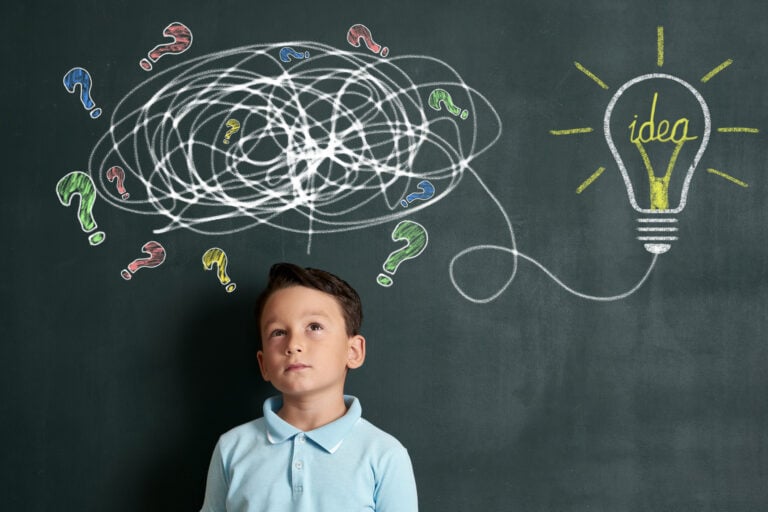 Tư duy phản biện – Giúp con làm chủ suy nghĩ và bước vững tương lai